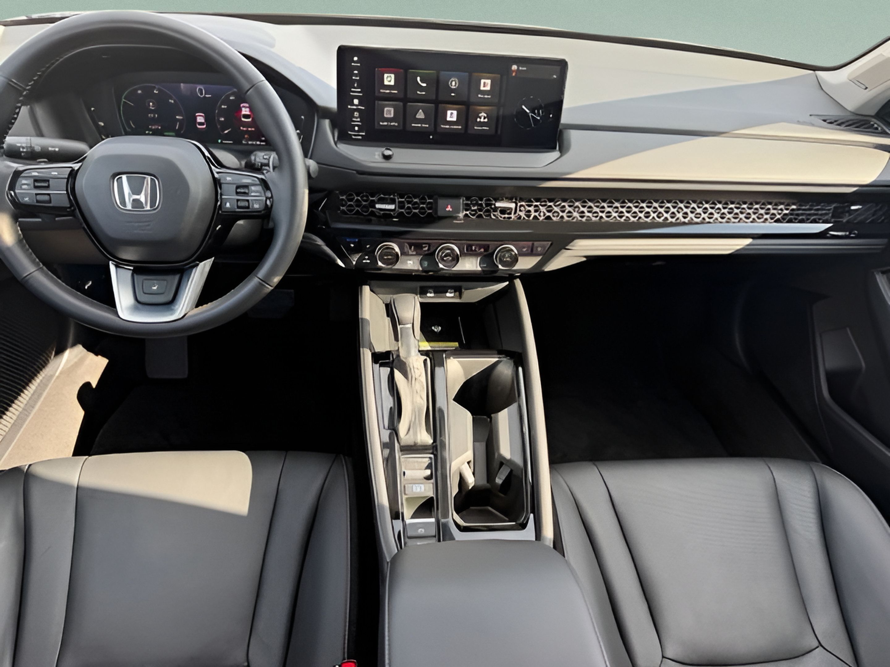 Used 2025 Honda Accord Touring image 10