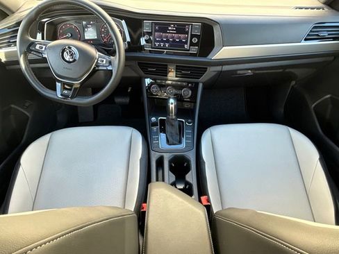 Used 2019 Volkswagen Jetta R-Line w/ R-Line Cold Weather Package image 19