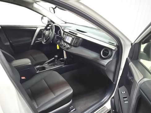 Used 2017 Toyota RAV4 LE w/ All Weather Liner Package AWD/4WD image 15