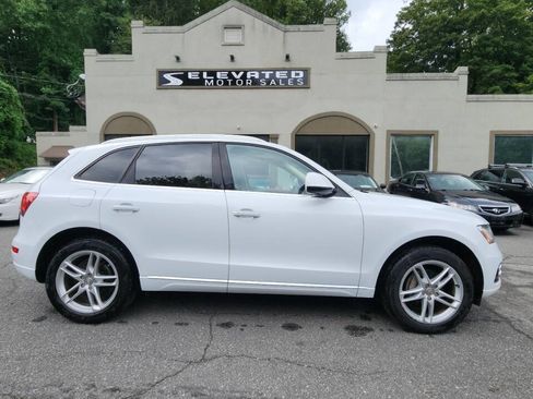 Used 2017 Audi Q5 2.0T Premium AWD/4WD image 7
