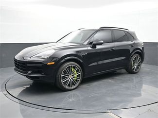 Used 2022 Porsche Cayenne Turbo S video 1