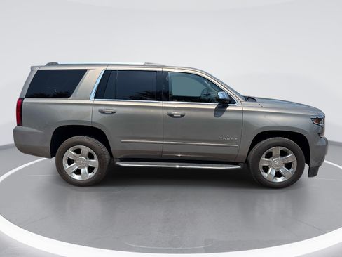 Used 2017 Chevrolet Tahoe Premier AWD/4WD image 9