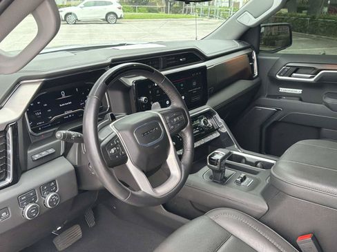 Used 2025 GMC Sierra 1500 Denali AWD/4WD image 35