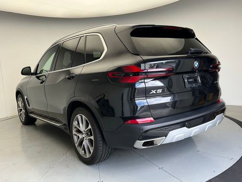 Used 2024 BMW X5 xDrive40i AWD/4WD image 4
