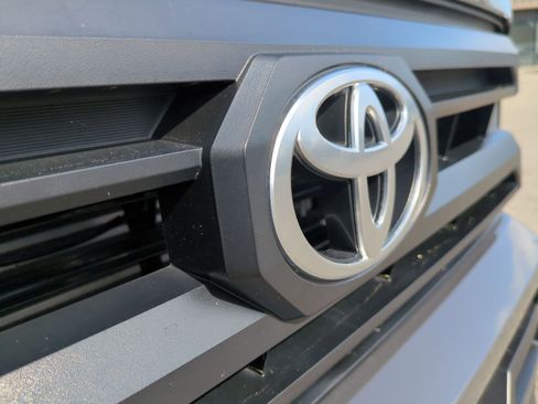 Used 2024 Toyota Tacoma SR5 image 32