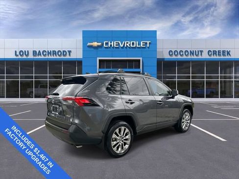 Used 2024 Toyota RAV4 XLE Premium FWD image 8