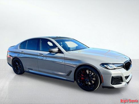 Used 2022 BMW M550i xDrive w/ Dynamic Handling Package AWD/4WD image 7
