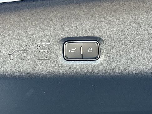 New 2026 Ford Expedition Active image 40