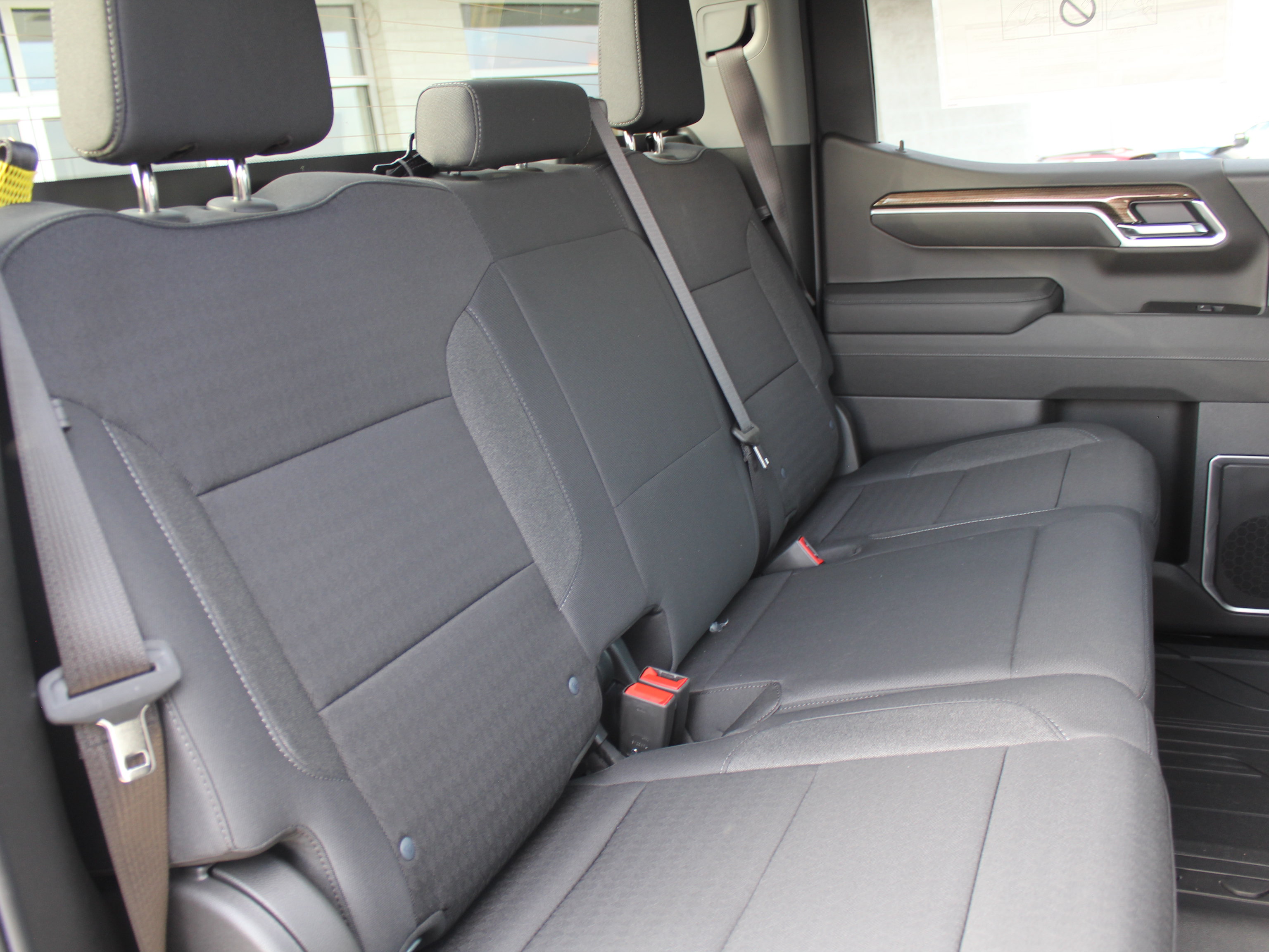 New 2026 Chevrolet Silverado 1500 RST w/ LPO, Dark Essentials Package AWD/4WD image 19