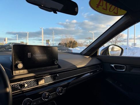 Used 2024 Honda Civic Sport image 23