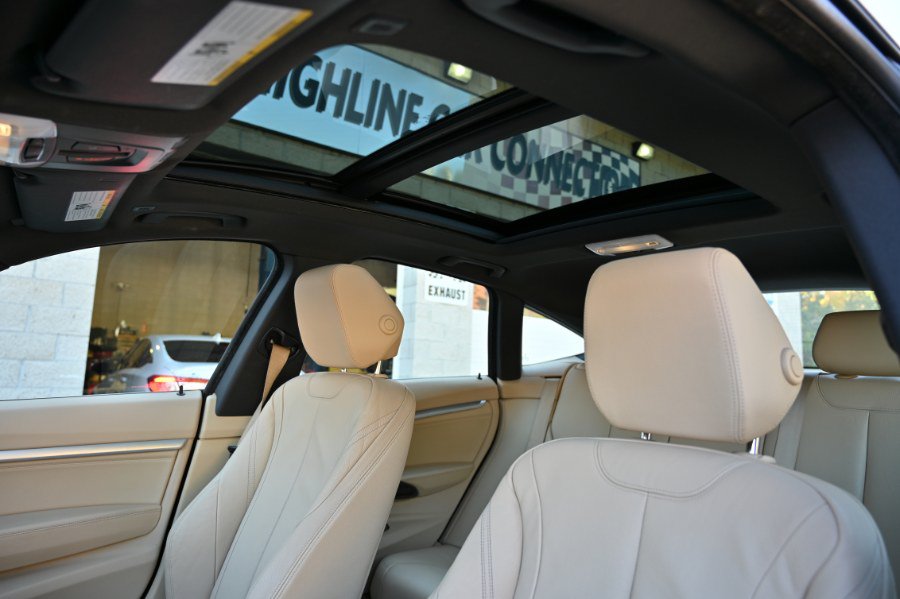 Used 2016 BMW 328i Gran Turismo xDrive AWD/4WD image 3