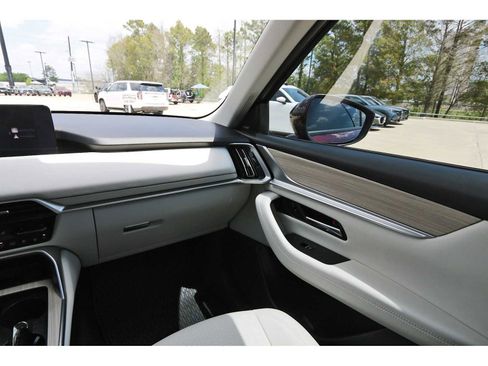 Used 2025 MAZDA CX-90 3.3 Turbo S w/ Premium Package image 8