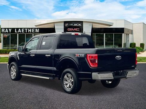 Used 2023 Ford F150 XLT w/ XTR Package image 3