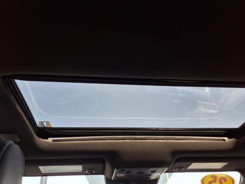 Used 2025 Toyota Tacoma TRD Sport w/ TRD Sport Premium Package image 20