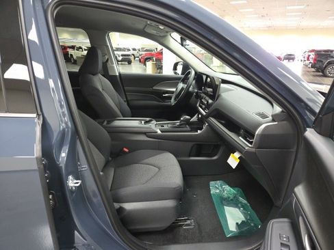 New 2026 Toyota Grand Highlander LE image 8