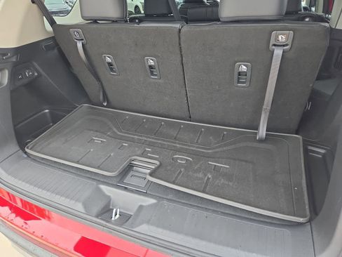 Used 2024 Honda Pilot Elite image 33