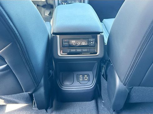 New 2026 Subaru Ascent Premium AWD/4WD image 23