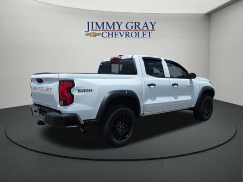 Used 2026 Chevrolet Colorado Trail Boss AWD/4WD image 5