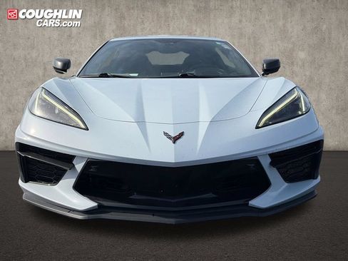 Used 2021 Chevrolet Corvette Stingray Premium Cpe w/ Z51 Performance Package RWD image 2