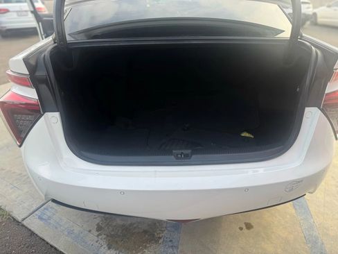 Used 2017 Toyota Mirai image 19