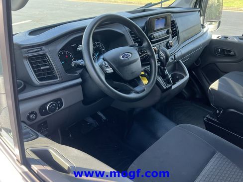 Used 2024 Ford Transit 250 Base w/ Exterior Upgrade Package image 5