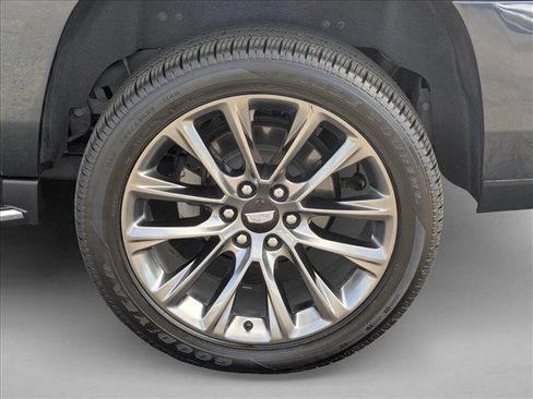 Used 2020 Cadillac Escalade ESV Luxury RWD image 24