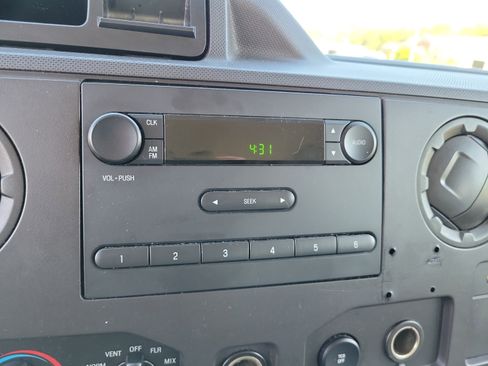 Used 2012 Ford E-350 and Econoline 350 XL w/ PWR Windows & Locks Group image 19