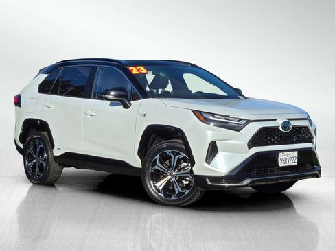 Used 2023 Toyota RAV4 XSE w/ Weather Package AWD/4WD image 1