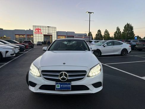 Used 2019 Mercedes-Benz C 300 4MATIC Sedan image 2