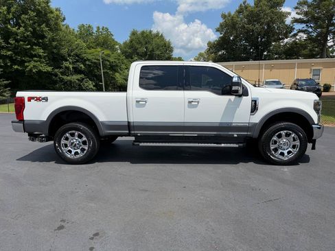 Used 2022 Ford F250 Lariat w/ Lariat Ultimate Package AWD/4WD image 5