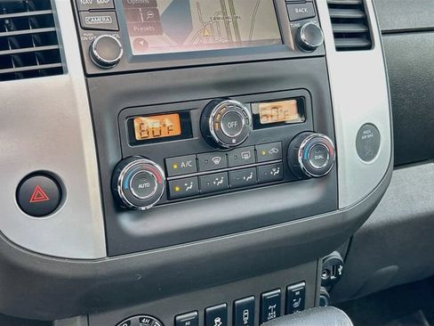 Used 2019 Nissan Frontier PRO-4X w/ Pro-4x Luxury Package AWD/4WD image 13