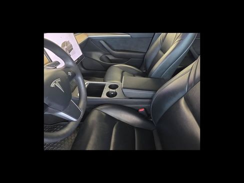 Used 2022 Tesla Model 3 Long Range AWD/4WD image 11