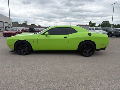 Used 2023 Dodge Challenger R/T Scat Pack w/ Plus Package RWD image 2
