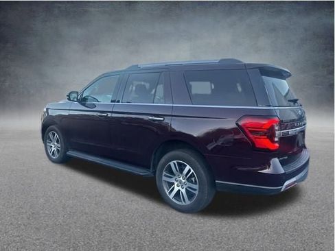 Used 2024 Ford Expedition Limited image 10