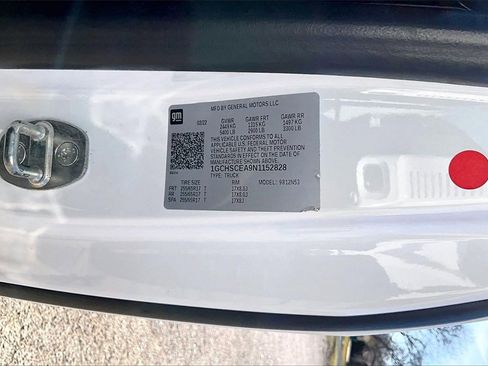 Used 2022 Chevrolet Colorado LT w/ Fleet Safety Package image 34