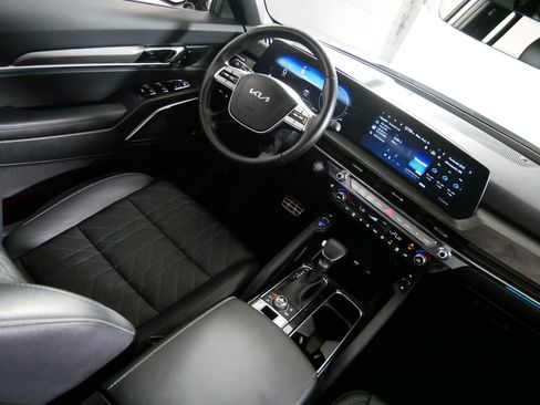 Used 2025 Kia Telluride SX X-Line AWD/4WD image 9