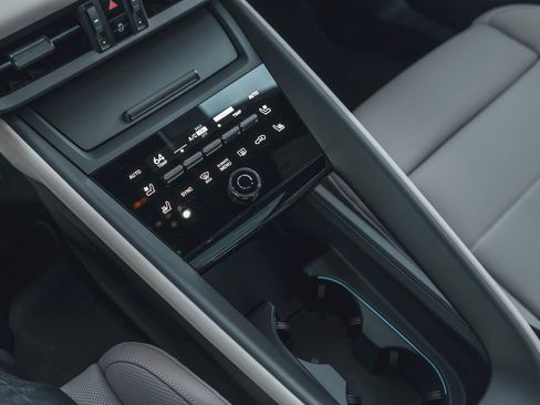 New 2025 Porsche Macan Turbo Electric image 26