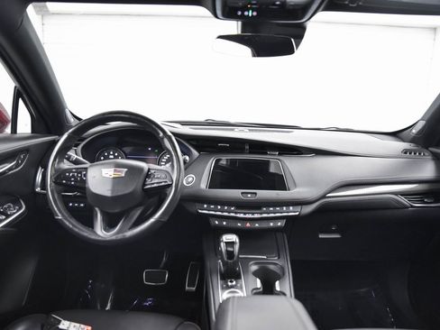 Used 2019 Cadillac XT4 Sport image 25