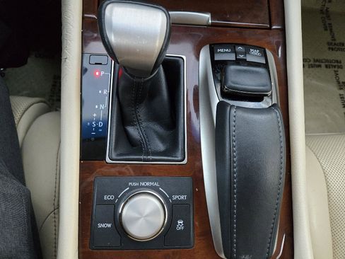 Used 2015 Lexus LS 460 w/ Comfort Package image 37