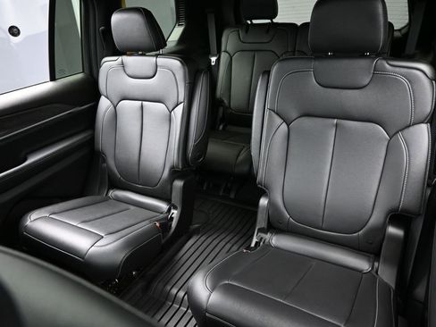 Used 2024 Jeep Grand Cherokee L Limited w/ Trailer Tow Package image 23