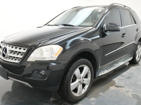 Used 2011 Mercedes-Benz ML 350 4MATIC image 3