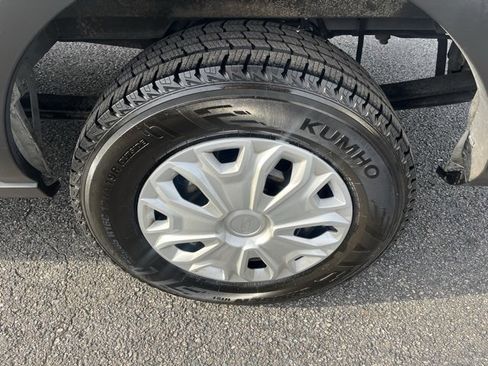 Used 2019 Ford Transit 350 XLT image 28