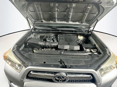 Used 2013 Toyota 4Runner SR5 RWD image 29
