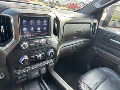 Used 2023 GMC Sierra 2500 Denali w/ Denali Ultimate Package AWD/4WD image 12