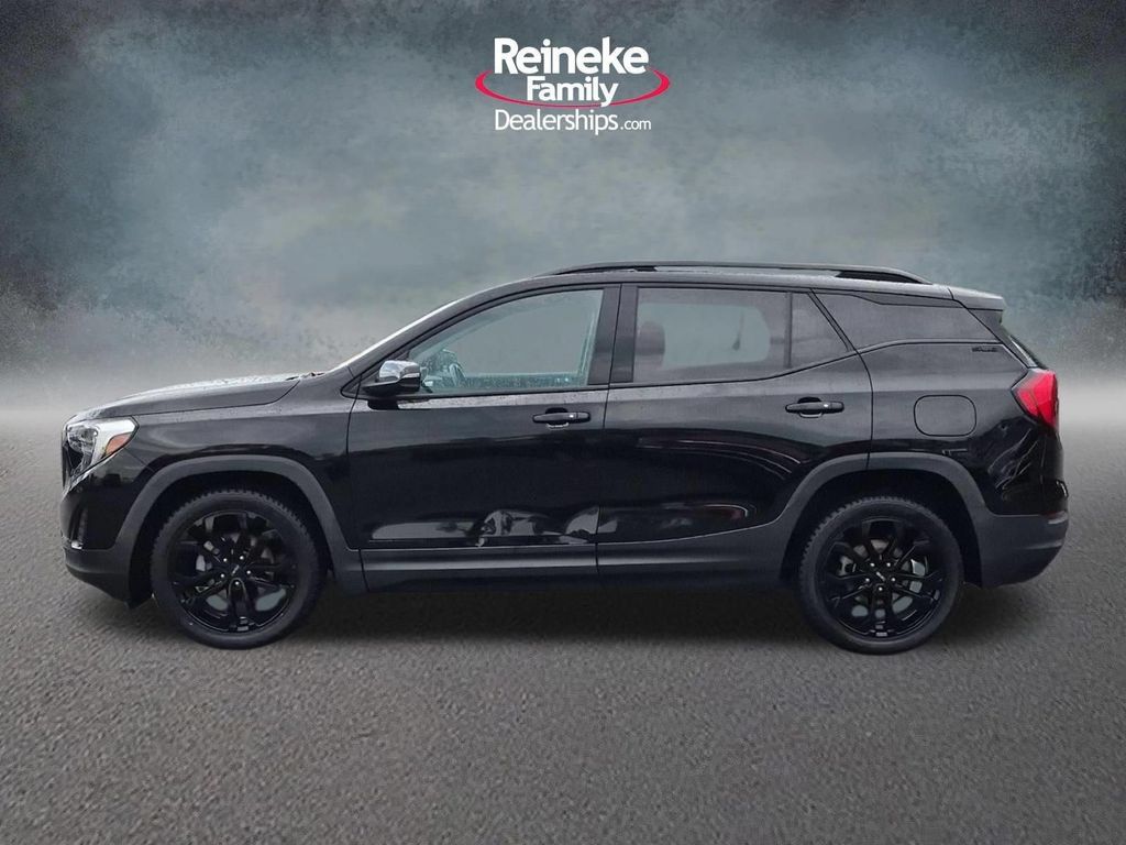 Used 2020 GMC Terrain SLE w/ Driver Convenience Package FWD image 10