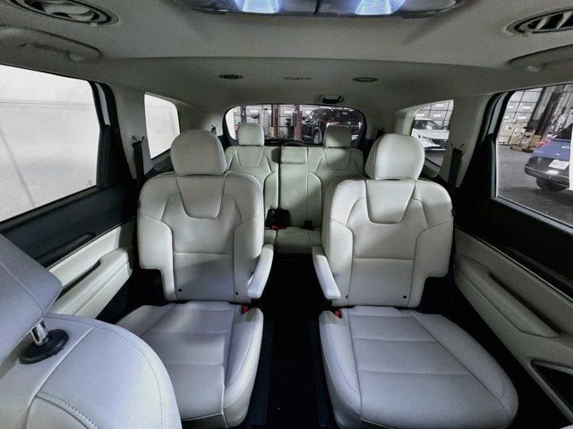 Certified 2023 Kia Telluride S w/ S Sunroof Package AWD/4WD image 25