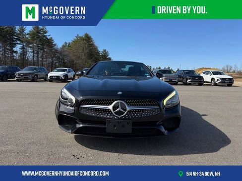 Used 2017 Mercedes-Benz SL 550 image 40