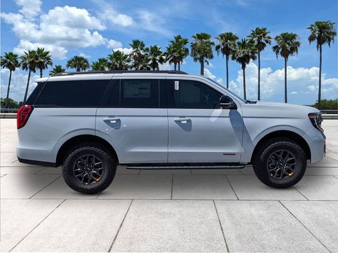 New 2026 Ford Expedition Tremor image 8