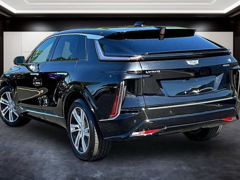 Used 2024 Cadillac Lyriq Tech w/ Driver Assist Package RWD image 4