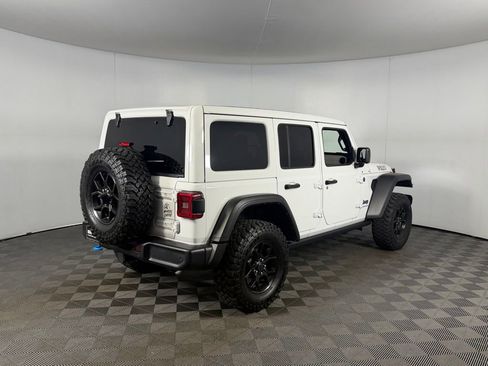 Used 2024 Jeep Wrangler Unlimited AWD/4WD image 7